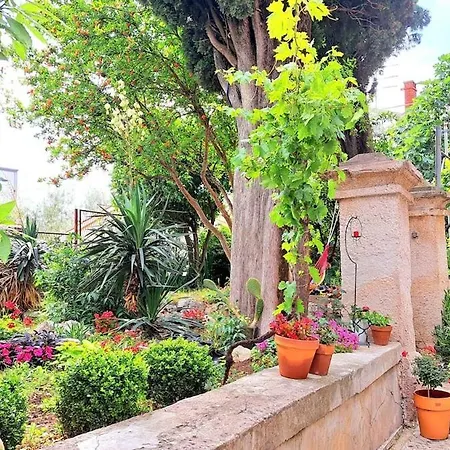 Apartman Be Free-central-free Parking-garden-bbq